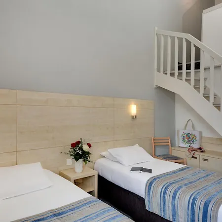 Alba Hotel 4*