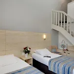 Alba Hotel 4*