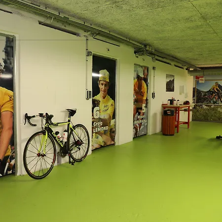 阿尔巴酒店 4* 卢德