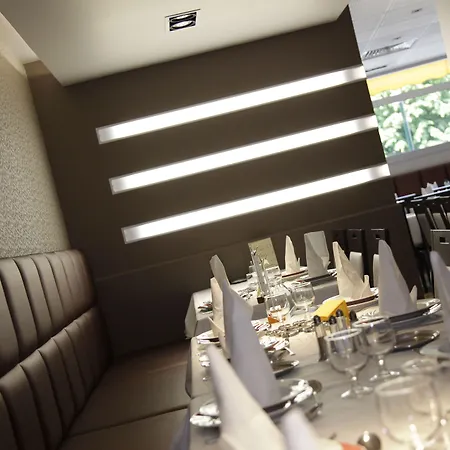 阿尔巴酒店 酒店 卢德