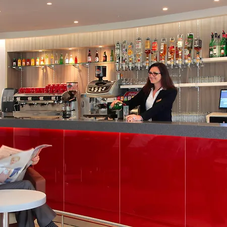 酒店 阿尔巴酒店 4*