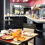 Hotell Alba 4*