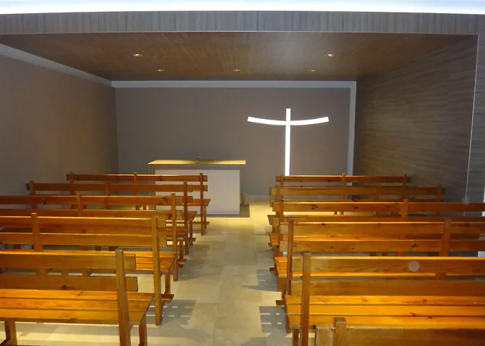 阿尔巴酒店 酒店